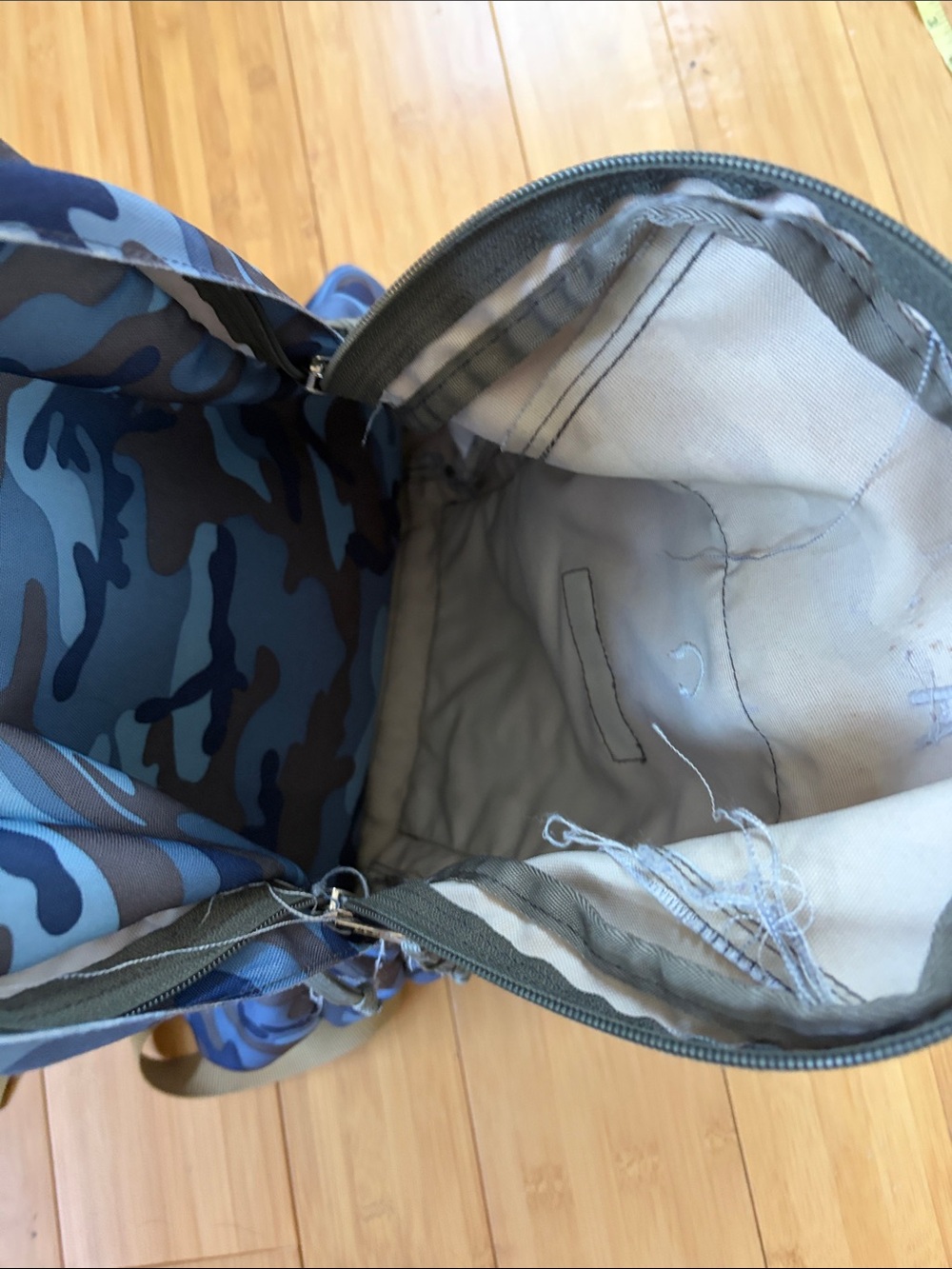 L.L. Bean Deluxe Backpack - Picture 6 of 10